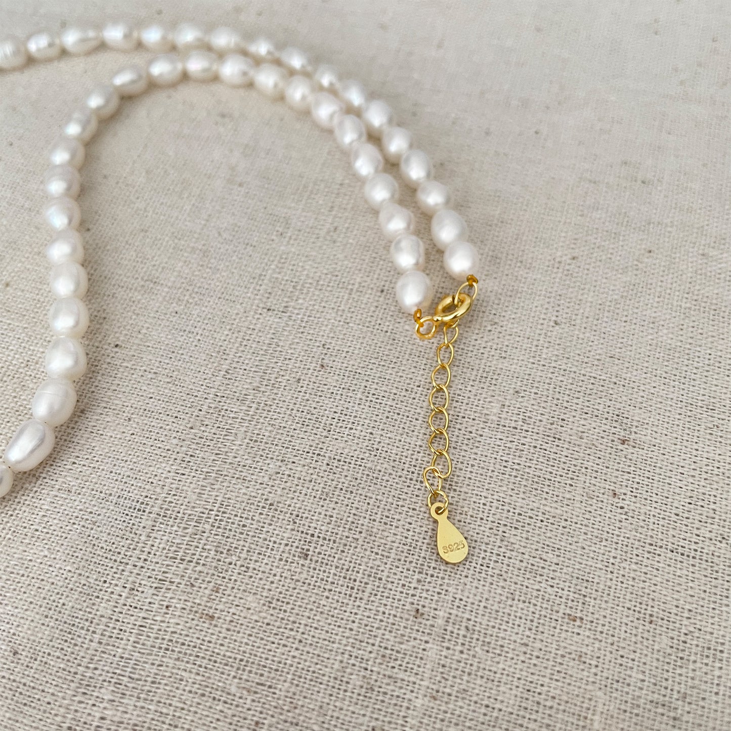 Pearl Necklace in Gold