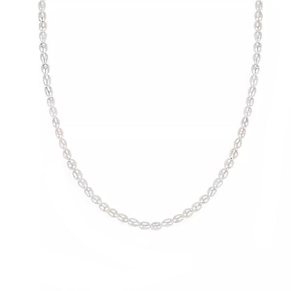 Pearl Necklace in Gold