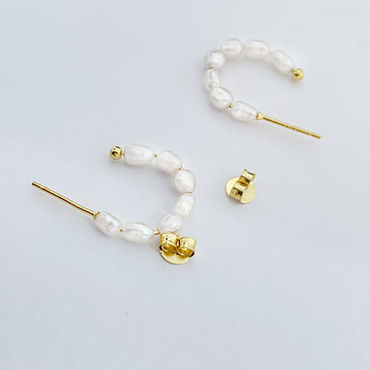 Flora Pearl Hoop Earrings in Gold