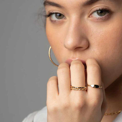 Slim Signet Ring in Silver