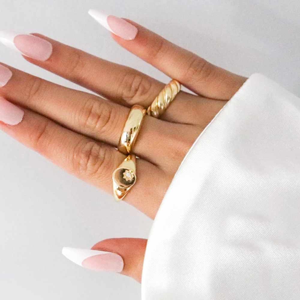 Half Croissant Ring in Gold