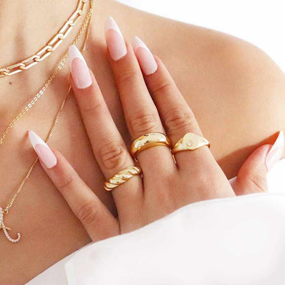 Half Croissant Ring in Gold