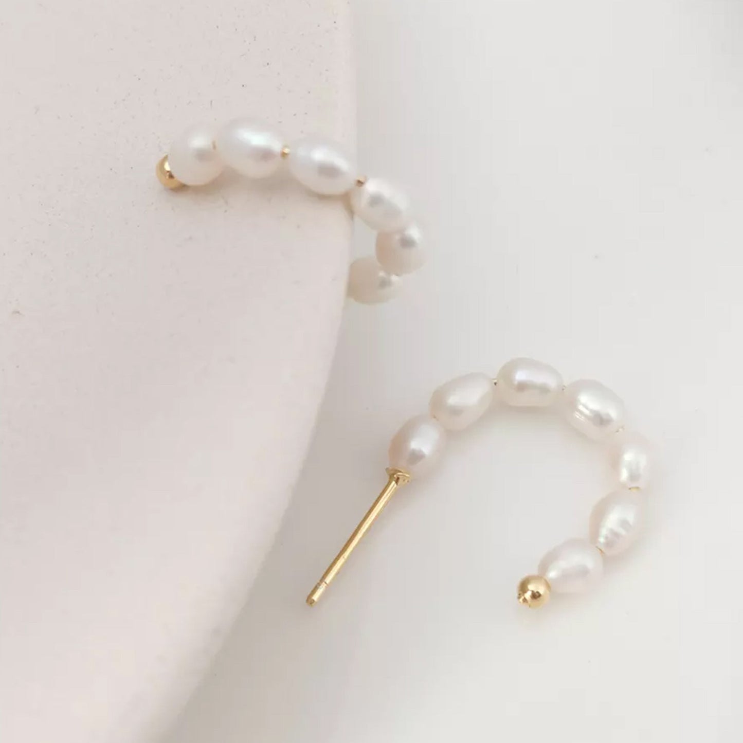 Flora Pearl Hoop Earrings in Gold