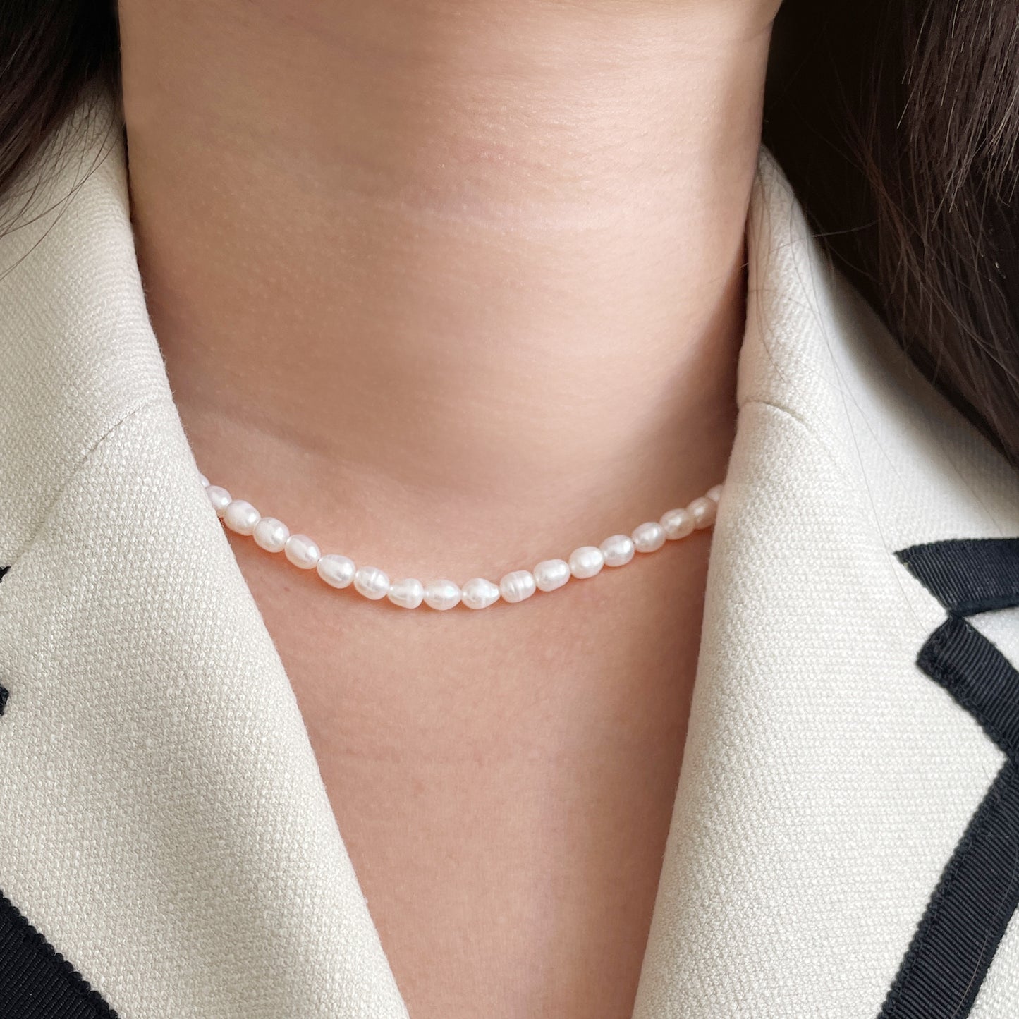 Pearl Necklace in Gold