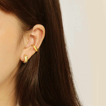 Quilted Huggie Hoop Earrings in Gold