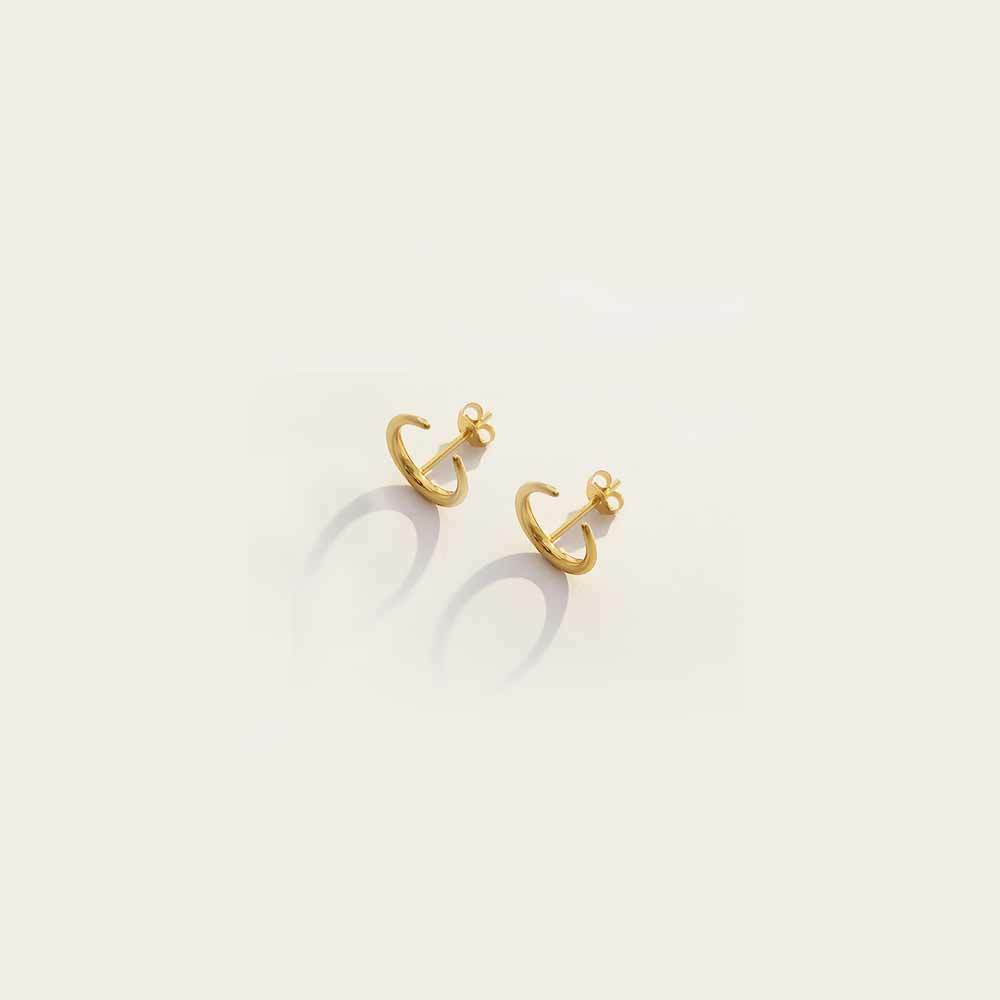 Horn Stud Earrings in Gold