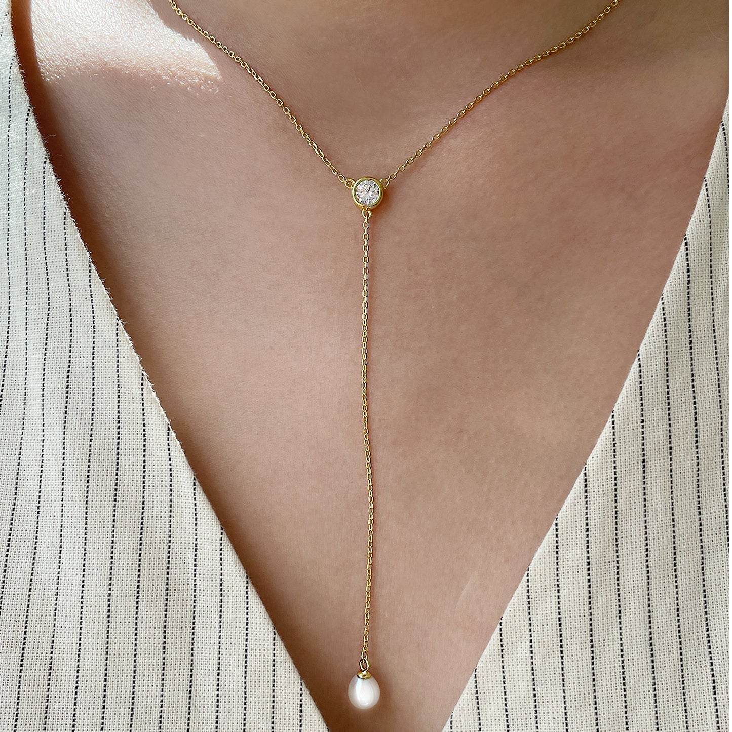 Pearl Drop Necklace in Gold